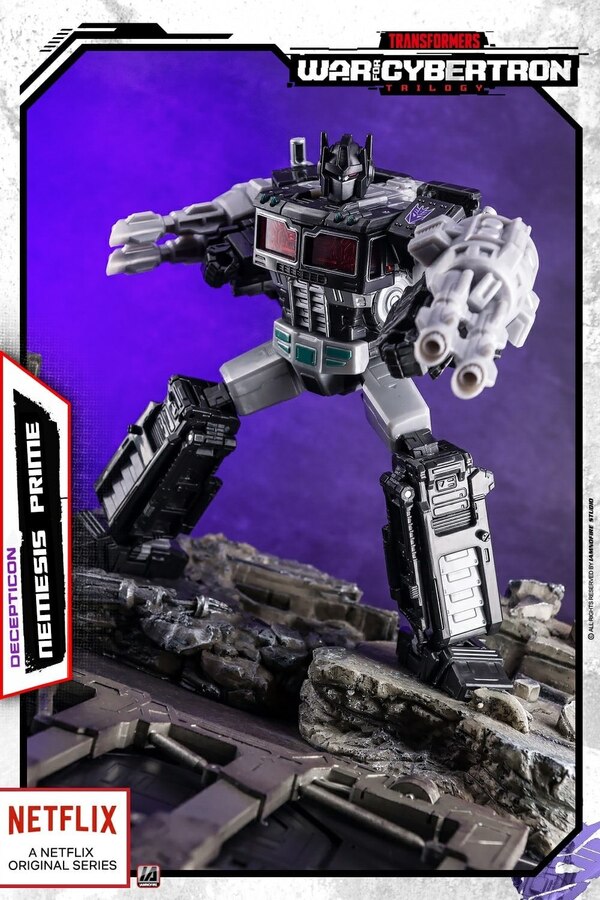 Netflix Transformers Spoiler Pack Nemesis Prime  (6 of 18)